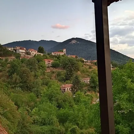 To Archontiko Tis Marias بيت ضيافة