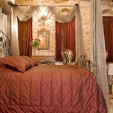 To Archontiko Tis Marias بيت ضيافة