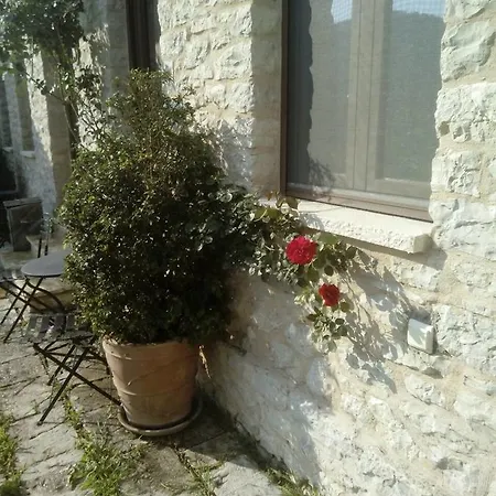 To Archontiko Tis Marias Klávsion